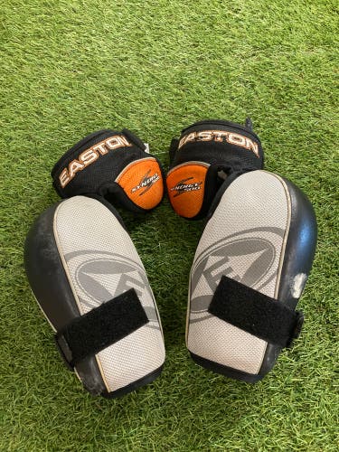 Senior Medium Easton Elbow Pads (Used)