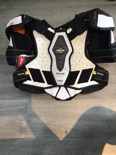 Senior CCM Tacks Pro Shoulder Pads Pro Stock (New)