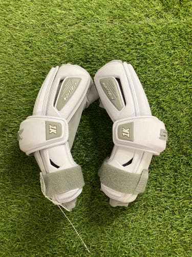 Medium Adult STX Stallion 1k Arm Pads (Used)