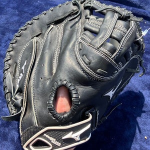 Black Mizuno Prospect Select RH Catcher's Baseball Glove 32.5" (Used)