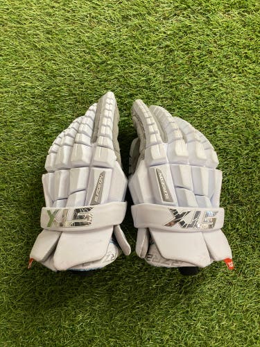 White STX Surgeon RZR2 Lacrosse Gloves Large (Used)
