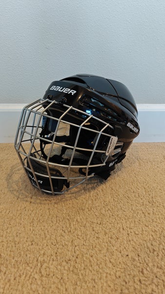 Medium Bauer 5100 Helmet combo (Used)