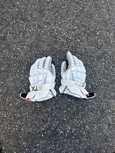 STX Surgeon RZR2 Lacrosse Gloves 12" (Used)