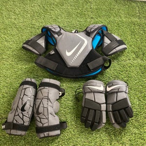 Large Youth Nike Vapor LT Starter Kit (Used)