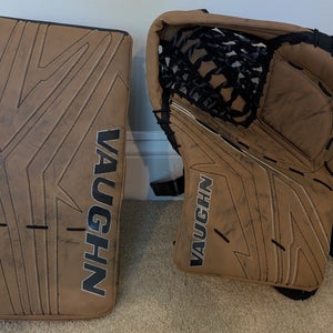 2024 Vaughn SLR4 Glove and Blocker Intermediate Size Regular Hand (Used)