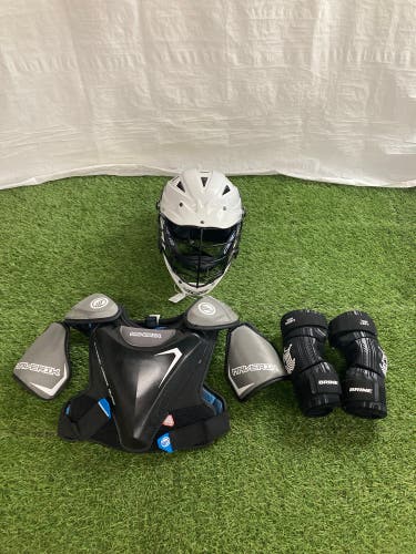 Medium Youth Maverik Charger Shoulder Pads (Used)