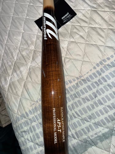 Marucci AP5 Maple BBCOR Certified Bat (-3) 30 oz 33" (New)