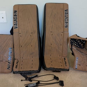 Vaughn SLR4 Goalie Full Set  26" + 2  Legs, Intermediate Glove/Blocker (Used)