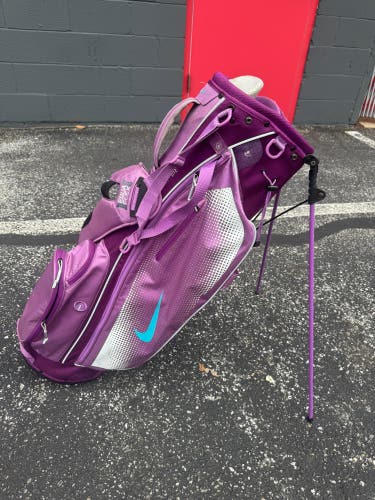 Nike Golf Stand Bag Used