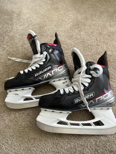 2022 Bauer Vapor 3X Hockey Skates Narrow Width 6 (New)