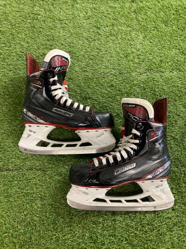 Intermediate Bauer Vapor X2.7 Hockey Skates 6.5 (Used)