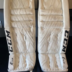 26" CCM Eflex 4.5 Goalie Leg Pads (Used)