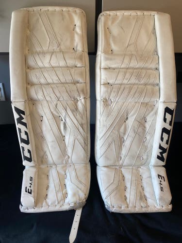 26" CCM Eflex 4.5 Goalie Leg Pads (Used)