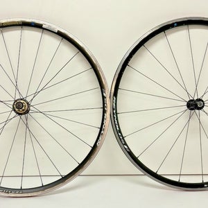 Reynolds Solitude 24/20-Spoke Lightweight Aluminum 700C Wheelset Campagnolo