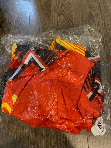 Men's Large Helly Hansen Ski Suit (New) FIS Legal