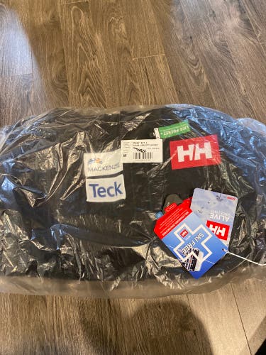 Black Men's Large Helly Hansen Jacket (New)