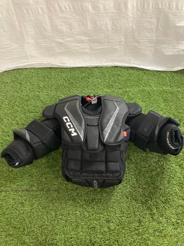 Junior Large/Extra Large CCM Extreme Flex E6.5 Goalie Chest Protector (Used)