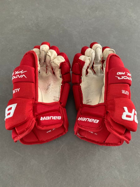 Alfie Detroit Red Wings Pro Stock Bauer Vapor APX Pro Gloves 14" Pro Stock (Used)
