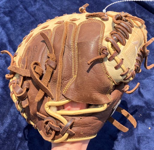 Brown Akadema AGC 98 RH Catcher's Baseball Glove 32" (Used)