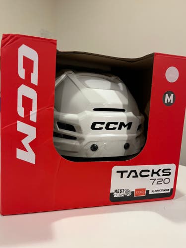 Medium CCM Tacks 720 Helmet (New)