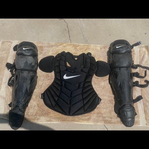 Nike Diamond Elite Catcher's Set (Used)