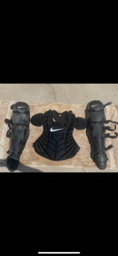 Nike Diamond Elite Catcher's Set (Used)
