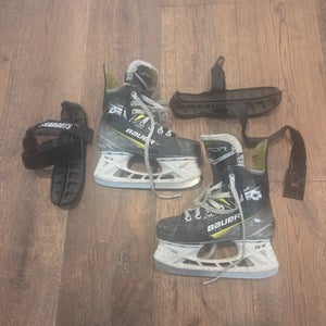 Bauer Vapor 4 Hockey Skates Regular Width Size 1 (Used)