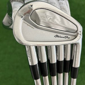 Mizuno Pro 520 Forged Iron Set 5-P / NS Pro Modus Tour 120 Extra Stiff