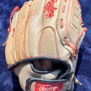 Gray Rawlings Sure Catch RH Pitcher's Baseball Glove 11" (Used)