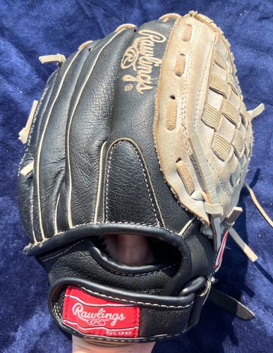 Black Rawlings Sure Catch RH Infield Baseball Glove 11.5" (Used)