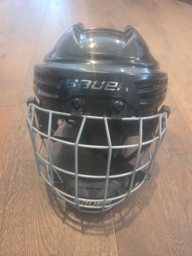 Youth Bauer Re-Akt Helmet (Used)