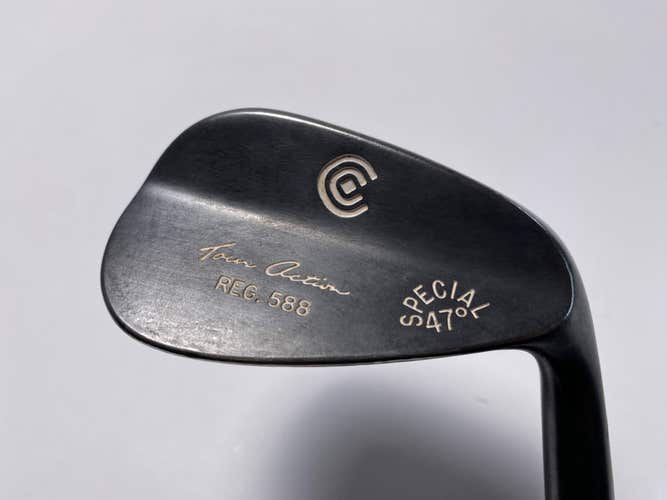 Cleveland 588 Black Melonite Wedge 47* Dynamic Gold Wedge Mens RH