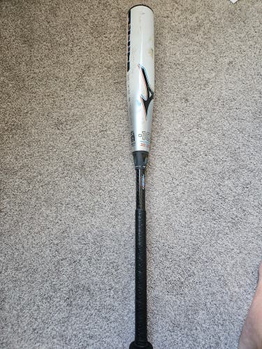 2022 Mizuno Crbn2 USSSA Certified Bat (-10) 20 oz 30" (Used)