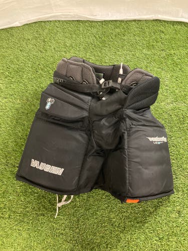Black Intermediate Large Vaughn Velocity VE8 Hockey Goalie Pants (Used)