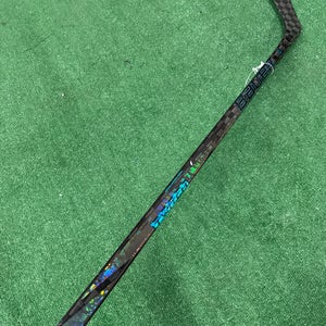 Junior Bauer Twitch Hockey Stick Left Hand P28 (Used)