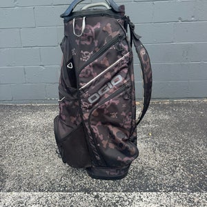 Unisex Ogio Carry Bag (Used)