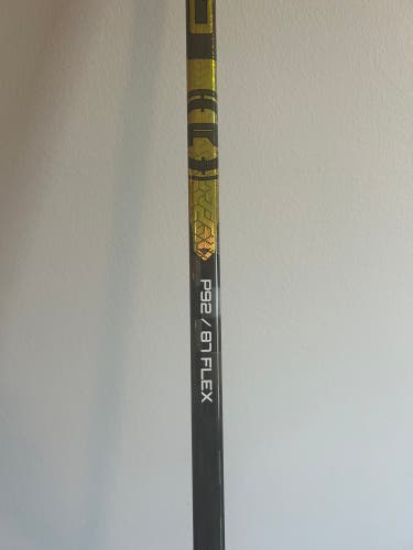 Senior Bauer Proto-R Right Handed Hockey Stick P92  (New)