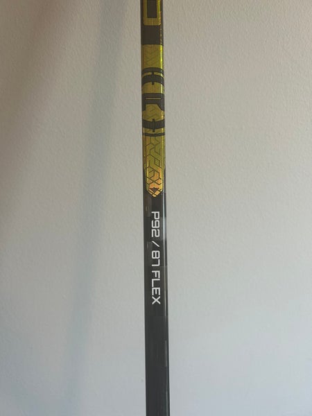 Senior Bauer Proto-R Right Handed Hockey Stick P92  (New)