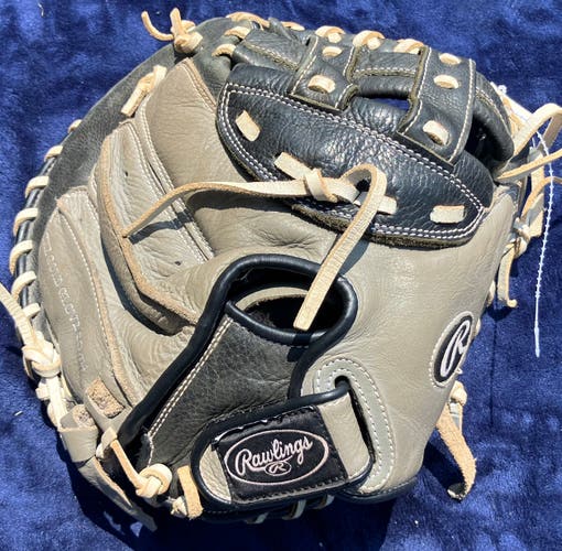 Gray Rawlings Highlight Series RH Catcher's Baseball Glove 32.5" (Used)