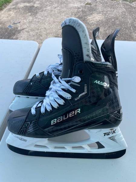 Senior Bauer Supreme Mach Hockey Skates Wide Width Pro Stock 7.5 (Used)