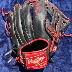 Black Rawlings R9 RH Outfield Baseball Glove 12.5" (Used)