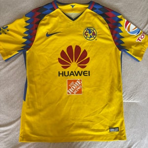 Yellow Medium Men's Nike Jersey (Used)