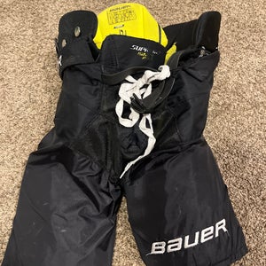 Junior Large Bauer Supreme Ignite Pro Hockey Pants (Used)