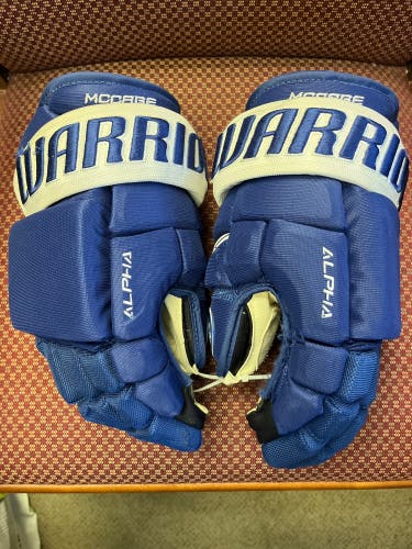 Warrior Alpha Pro Stock Hockey Gloves 13" - A