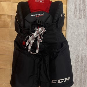 Junior Small CCM JetSpeed FT370 Hockey Pants (Used)