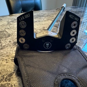Black Men's L.A.B. Golf Mallet Mezz.1 Max Left Hand Putter 35" (Used)