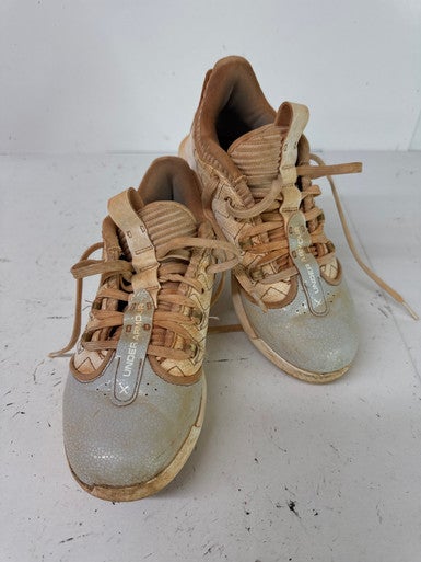 Used Under Armour BH BB/SB Cleats White Junior 03 11793-S000252590