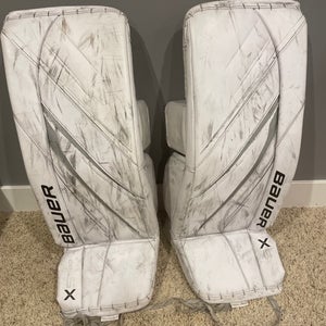 30" 2024 Bauer Vapor X5 Pro Goalie Leg Pads (Used)