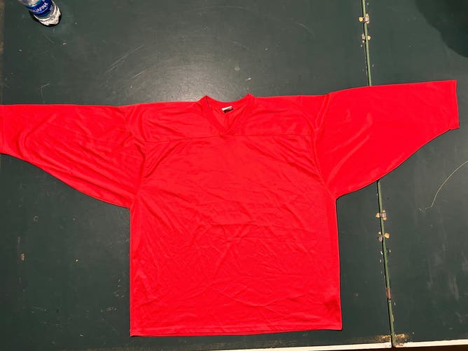 Red Goalie Cut Men's CCM Jersey (Used)