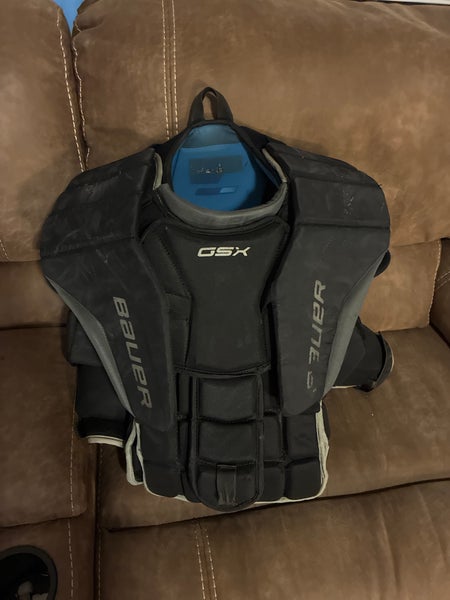 Medium 2020 Bauer GSX Goalie Chest Protector (Used)